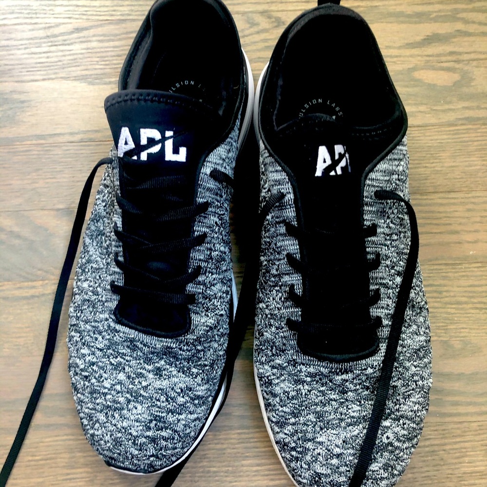APL - TechLoom Pro Running shoes